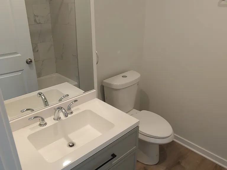 5366 S Laramie Ave #204 — Photo 20