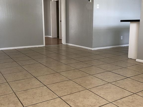 2nd image of 2320 E 21st St #602