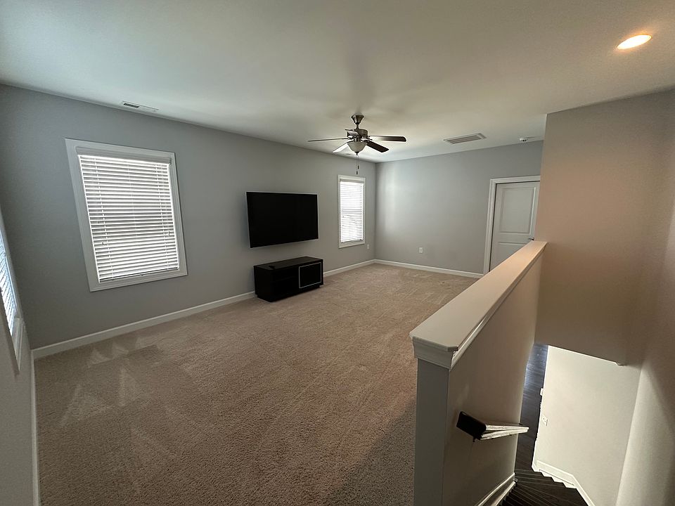 1st image of 405 Old Dairy Dr