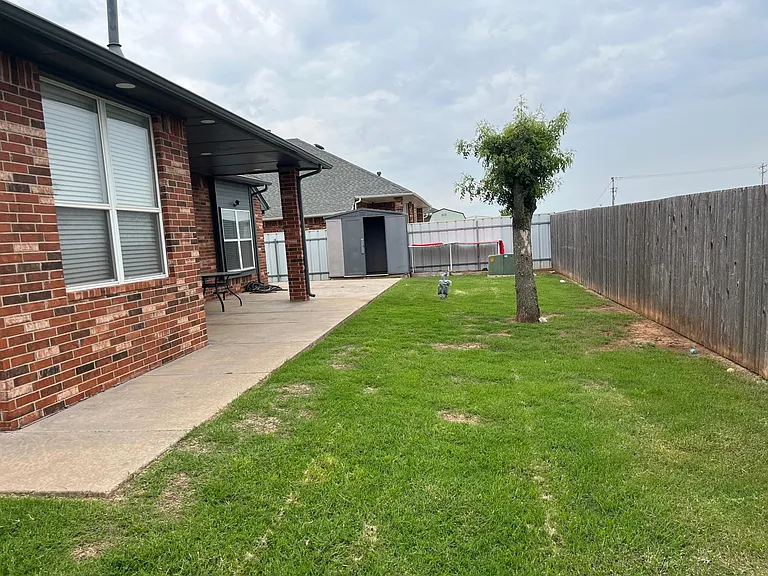 9601 Southlake Dr — Photo 18