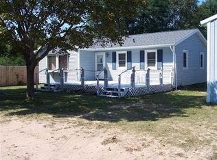 481 S Morris St, Pentwater, MI 49449