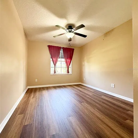 27202 Fordham Dr — Photo 21