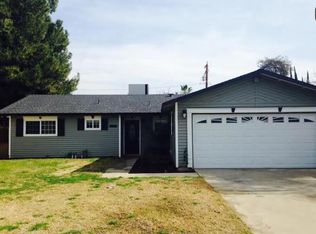 822 N Pine St, Woodlake, CA 93286