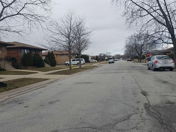 4th image of 372 Saginaw Ave