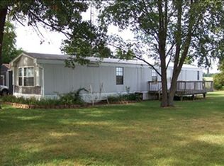 21512 S River Rd, Centreville, MI 49032