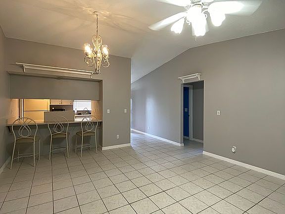 4th image of 1465 Continental Dr