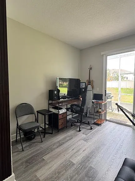 2015 Grand Oak Dr — Photo 14