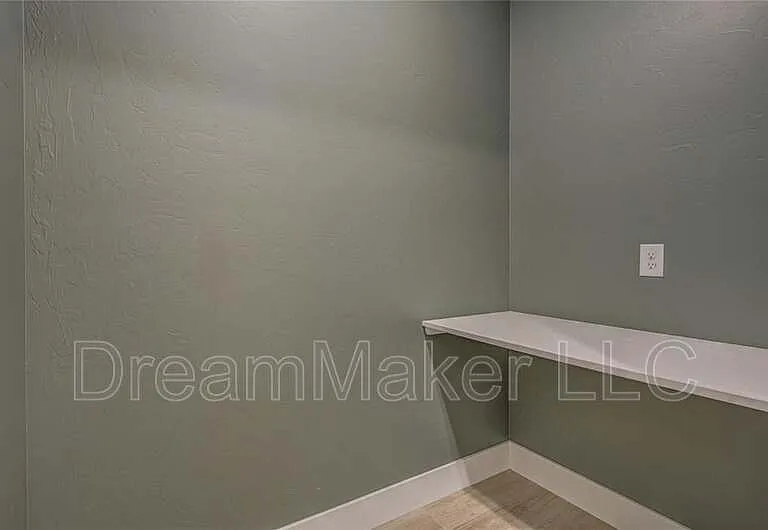 203 Hope Ave — Photo 26