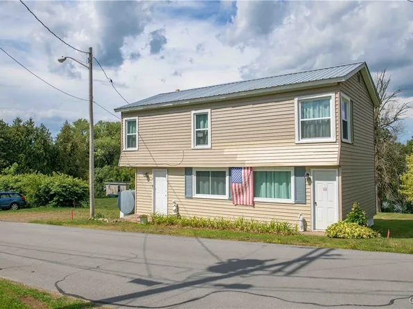 10 Scharoun Dr, Pulaski, NY 13142