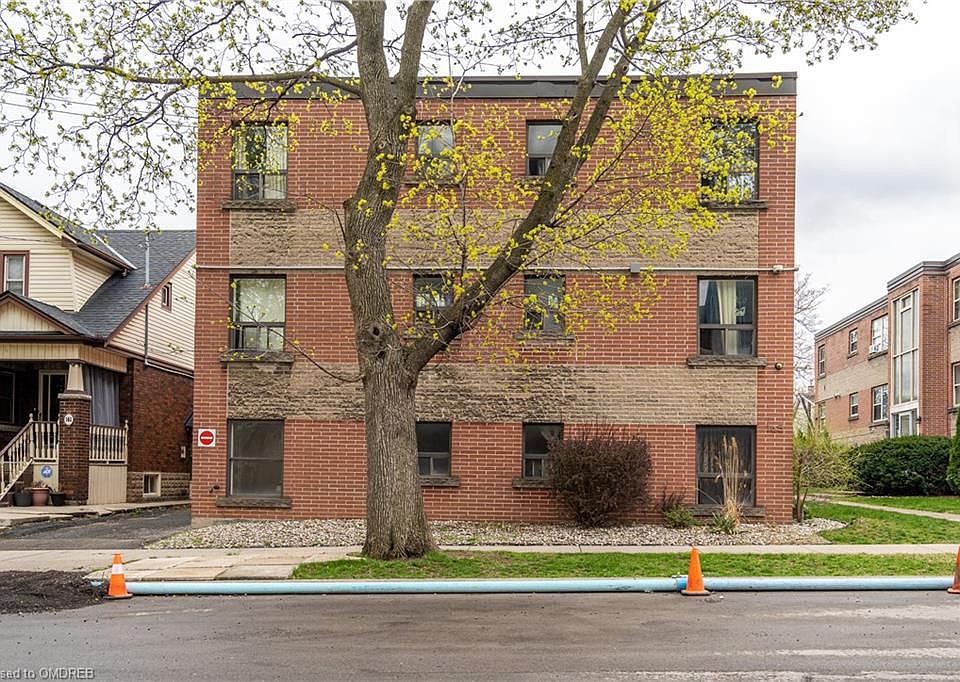 165 Park Row S #7, Hamilton, ON L8K 2K1 | Zillow