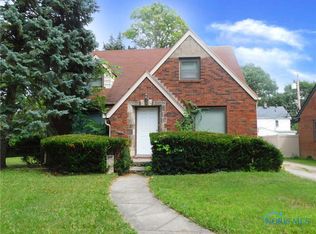 519 Grasser St, Oregon, OH 43616