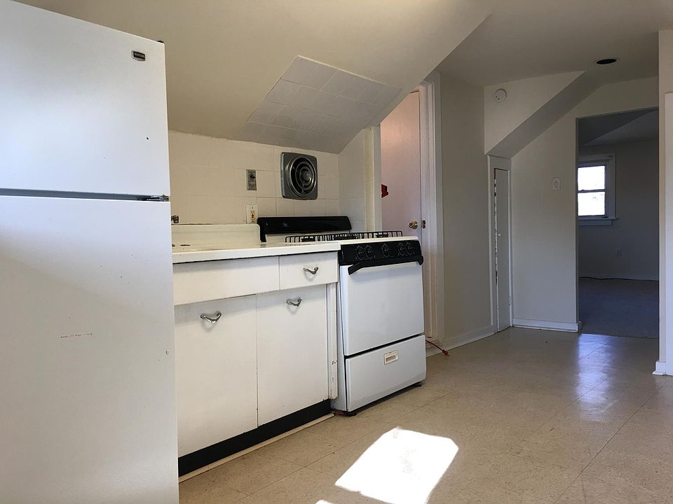 1st image of 6034 Woodruff Ave