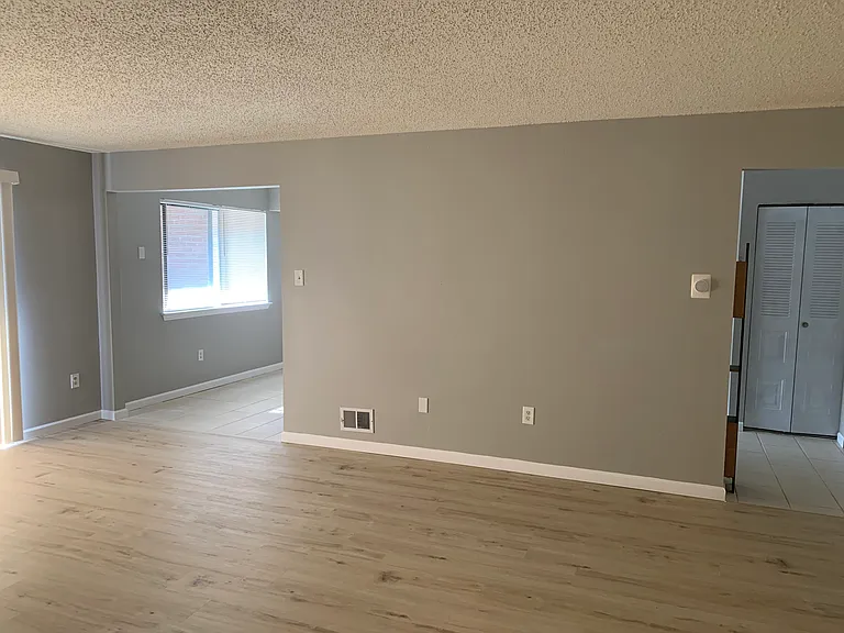 403 Edison Glen Ter — Photo 5