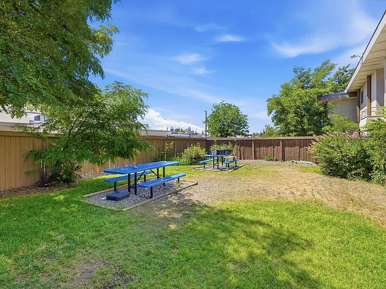 3102 E 27th Ave — Photo 42