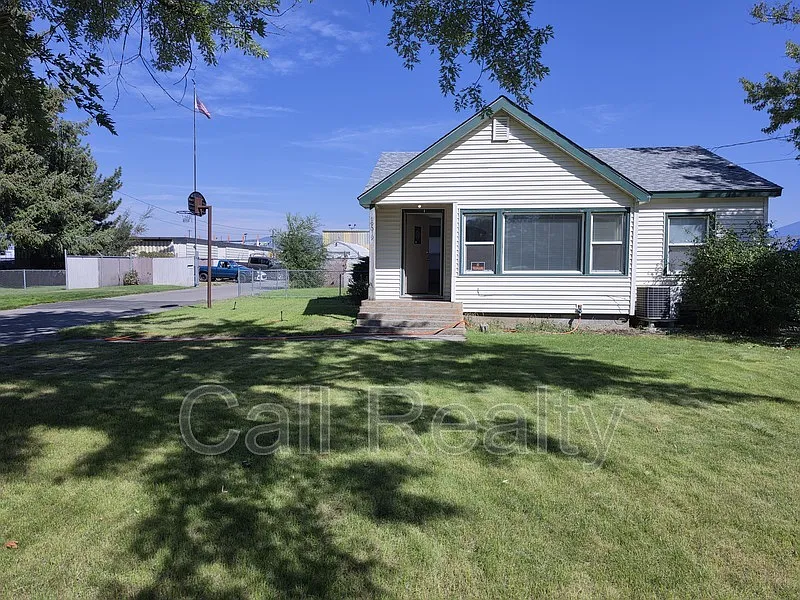 19019 E Alki Ave