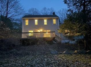 36 Brayton Rd, Smithfield, RI 02917