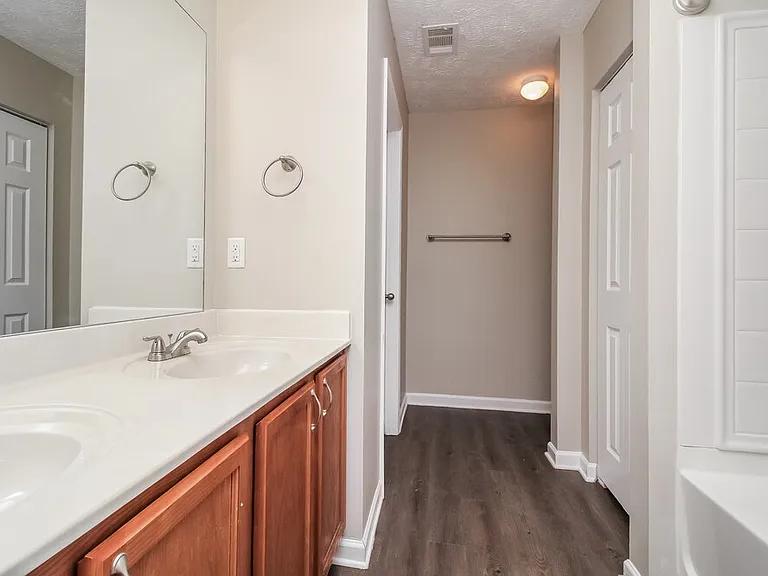 813 Creek Oak Dr — Photo 12