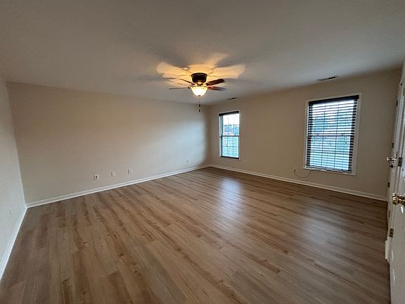 3rd image of 5 Midway Plaza Dr NW #C