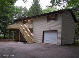 569 Timothy Dr, Effort, PA 18330