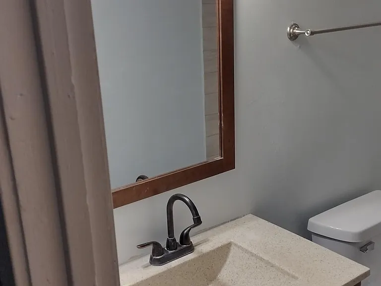4651 Woodland Hills Blvd — Photo 9
