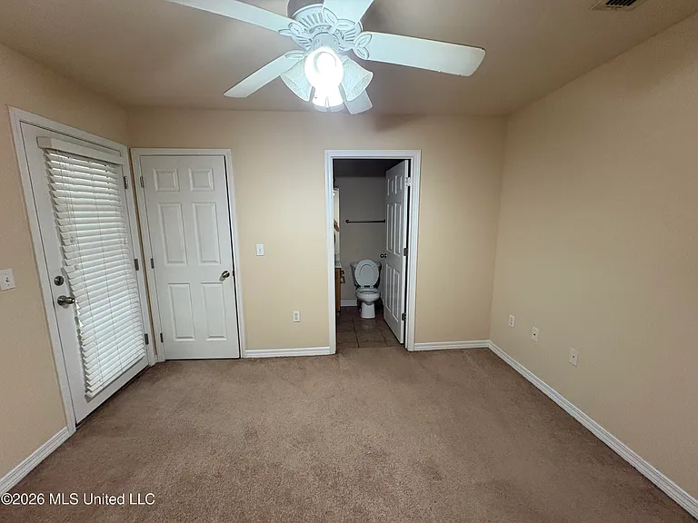 8104 Laredo Ave #D — Photo 6