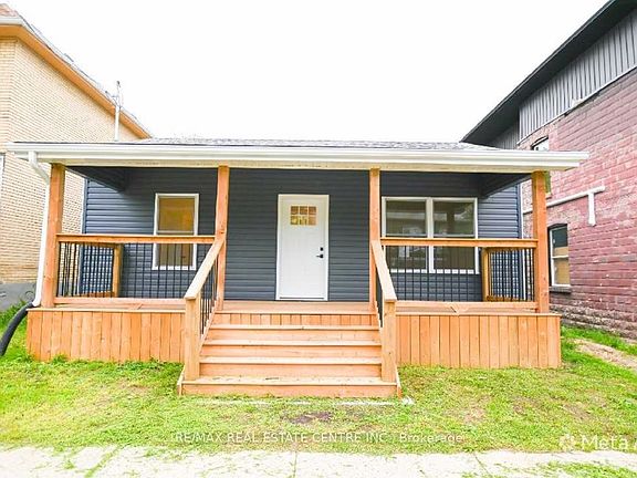 2nd image of 284 Darling St