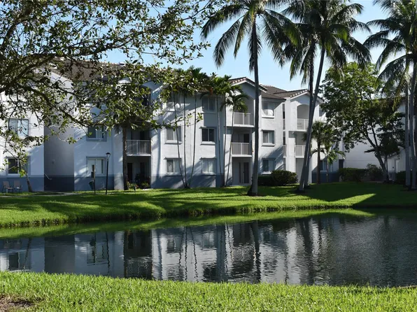 2600 S University Drive #111, Davie, FL 33328