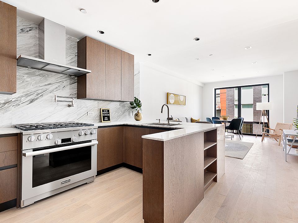 1st image of 436 E 13th St #3