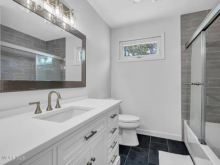 295 Jerome Ave — Photo 13