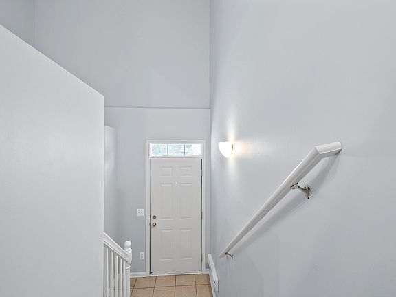 4th image of 11337 N Woods Dr