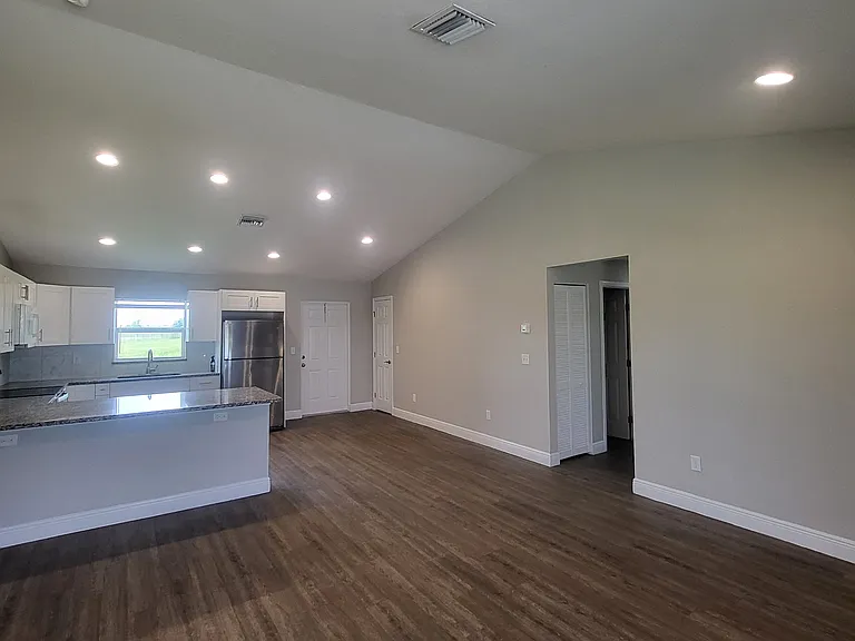 8309 Lena Ct — Photo 3