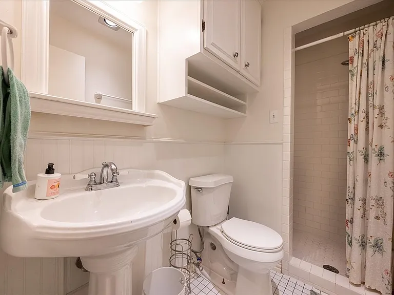 1405 Ivywood Dr — Photo 4