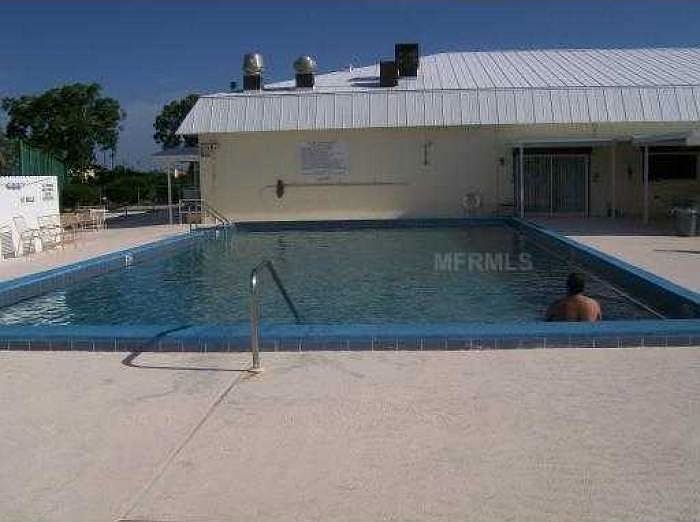 2nd image of 6264 Falcon Dr