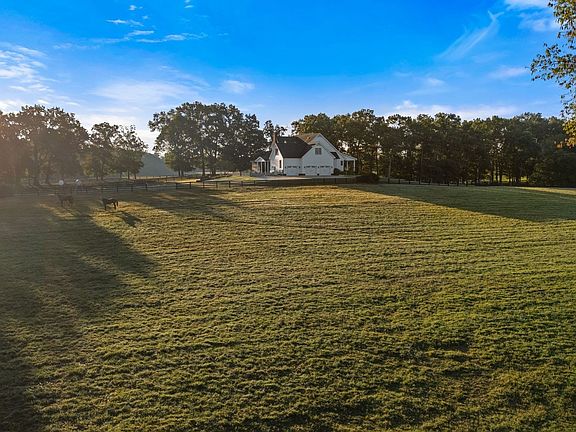 39th image of 1421 Lawrence Ln