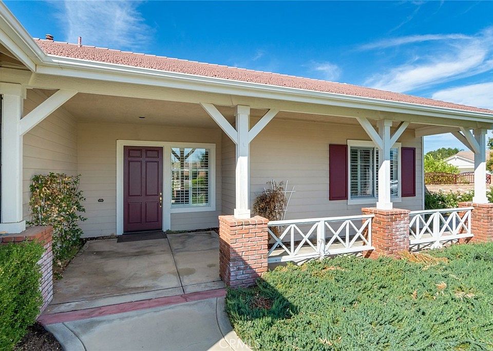1st image of 23914 Susana Way