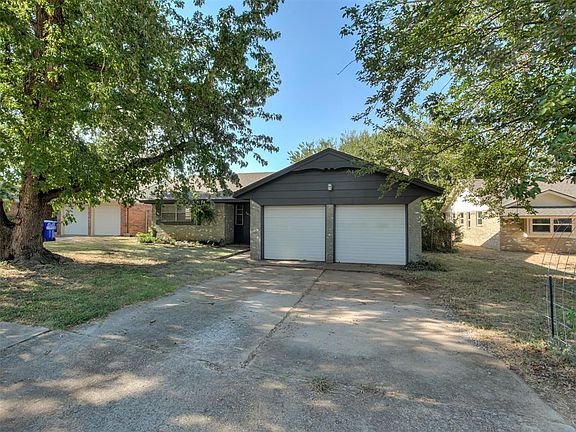 2nd image of 1414 Princeton Cir