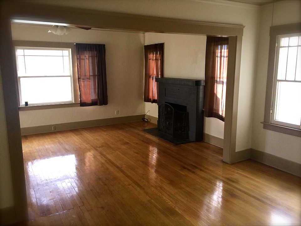 1st image of 2411 N Maroa Ave