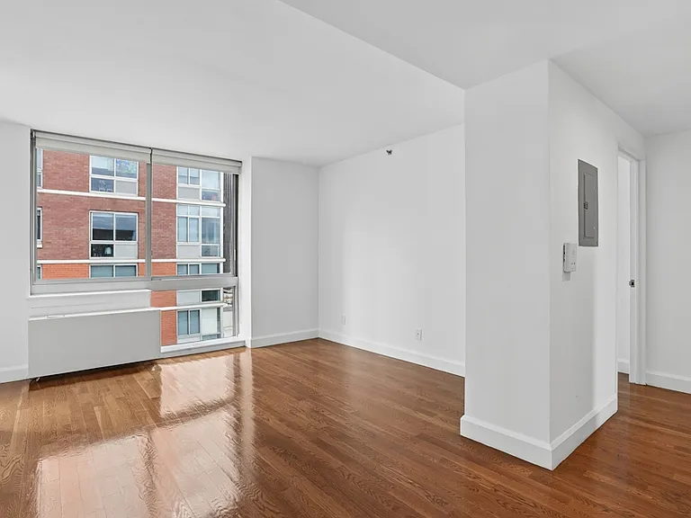 225 Schermerhorn St #5P — Photo 1