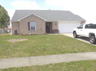 684 Hummingbird Ln, Whiteland, IN