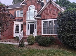 808 Cricketfield Ln, Cary, NC 27518