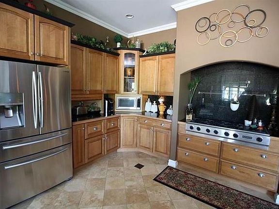 3rd image of 5767 N Enchanted Forest Dr