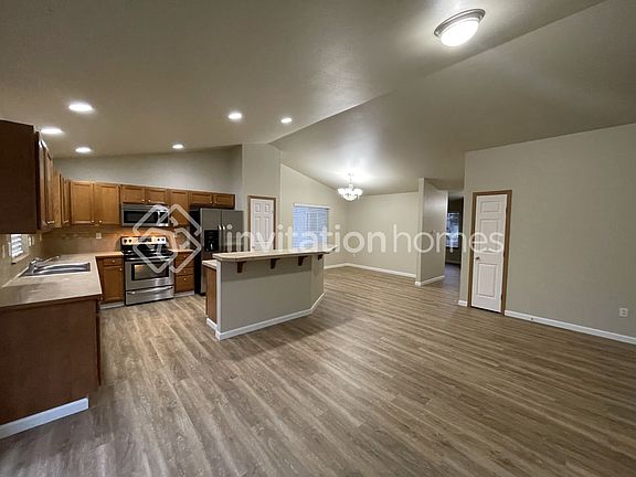 5th image of 19112 23rd Avenue Ct E