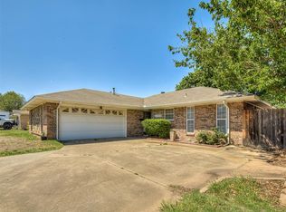 4709 Newport Dr, Del City, OK 73115