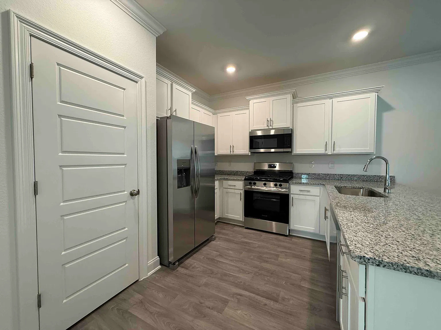 Available Now! 4 Bedroom / 2 Bath In Spanish Fort!! — Photo 3