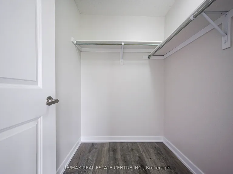 350 River Rd #7 — Photo 25