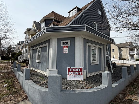 2nd image of 390 Highland Ave APT 2