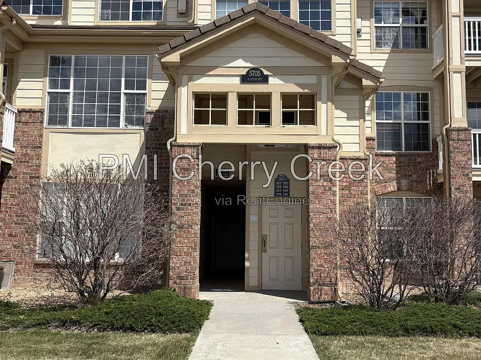 5705 N Genoa Way #208