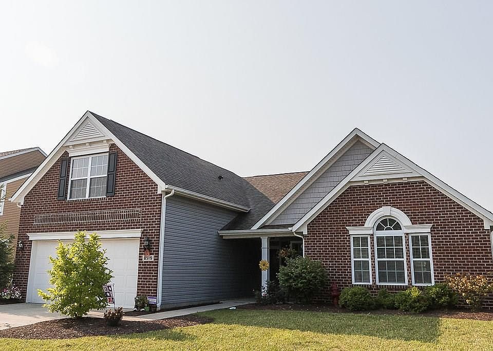 1st image of 8519 Blue Marlin Dr