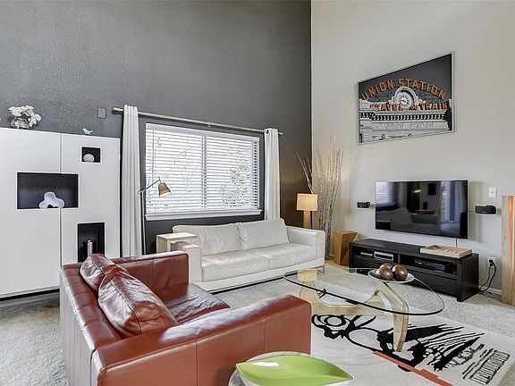 5th image of 2271 Dogwood Dr