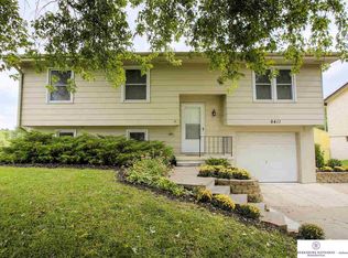 6411 N 66th St, Omaha, NE 68104